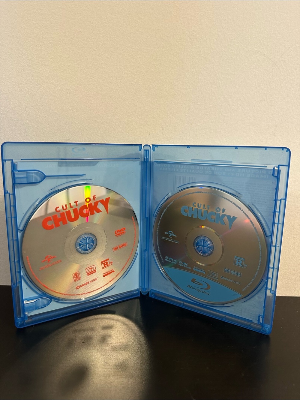 Cult of Chucky Unrated Blu-ray + DVD Lenticular Slipcover Complete - Picture 5 of 6